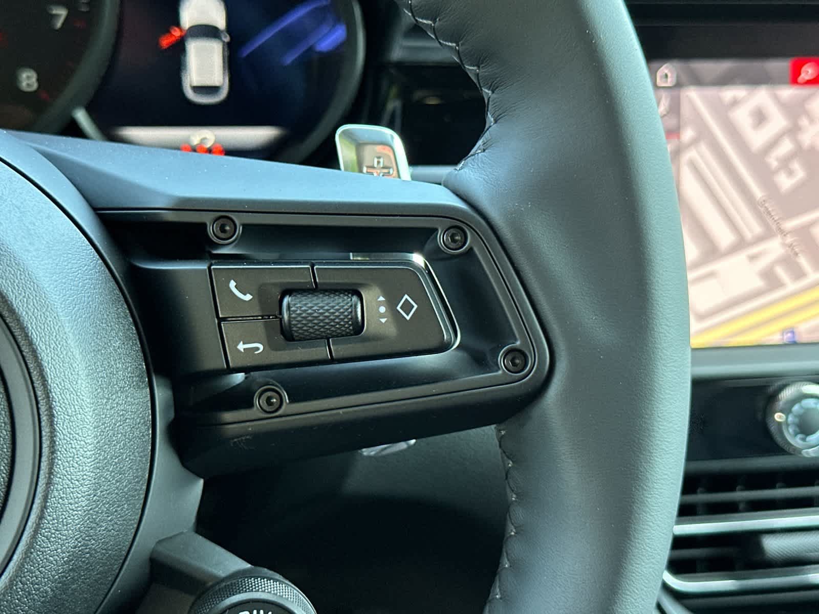 New 2026 Porsche Macan Turbo AWD/4WD image 28