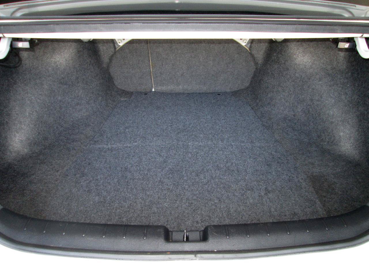 Used 2017 Honda Accord EX-L image 40