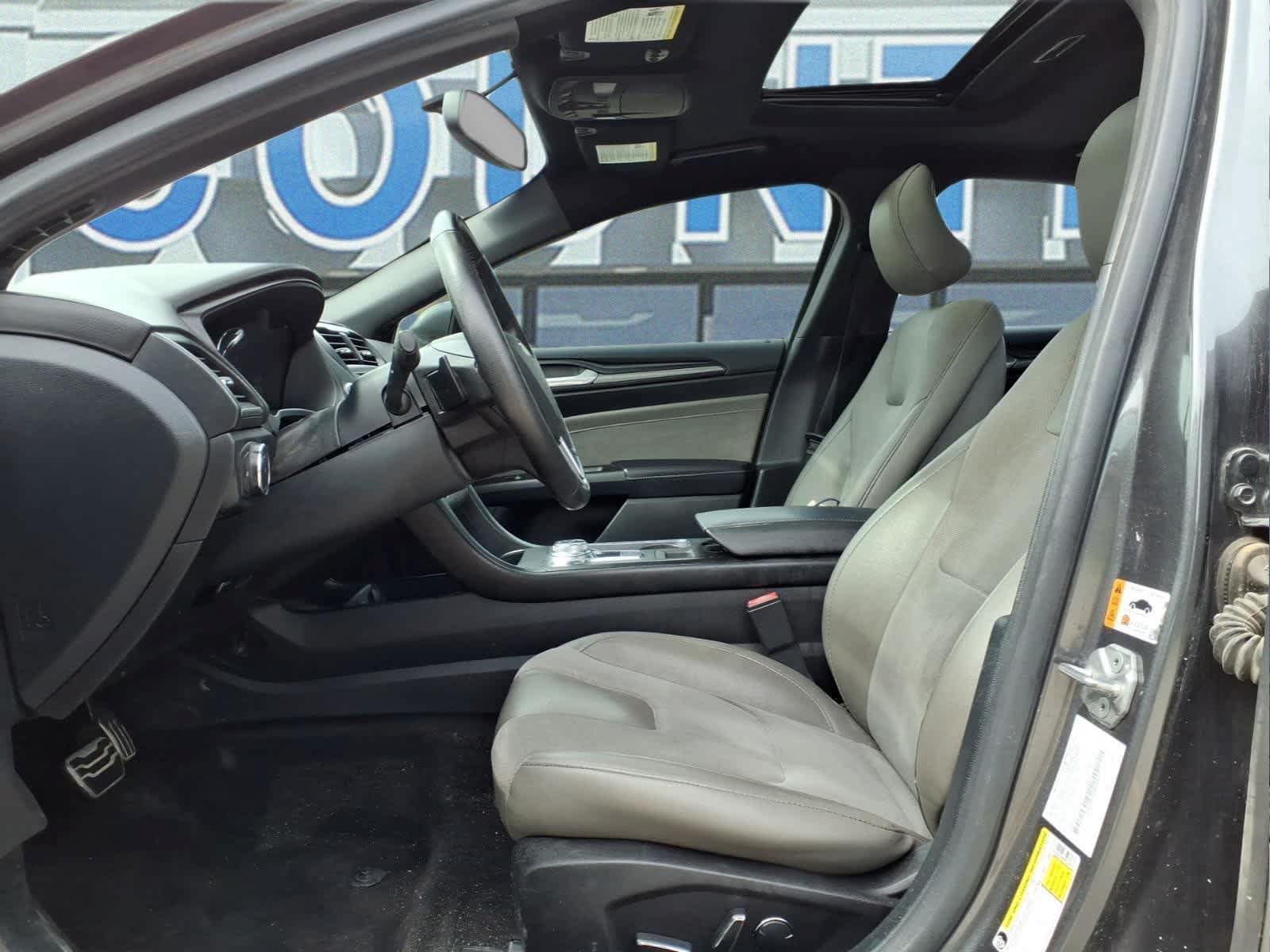 Used 2017 Ford Fusion Sport AWD/4WD image 17