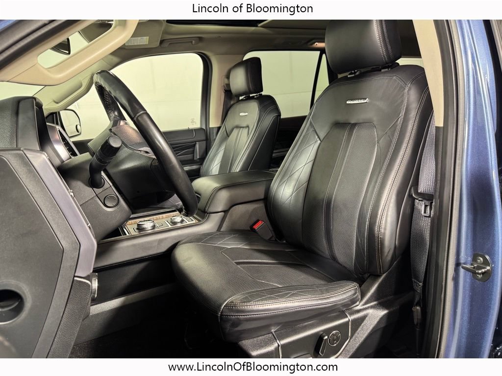 Used 2019 Ford Expedition Max Platinum AWD/4WD image 16