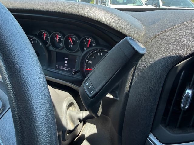 Used 2020 Chevrolet Silverado 1500 Custom w/ Custom Value Package AWD/4WD image 18