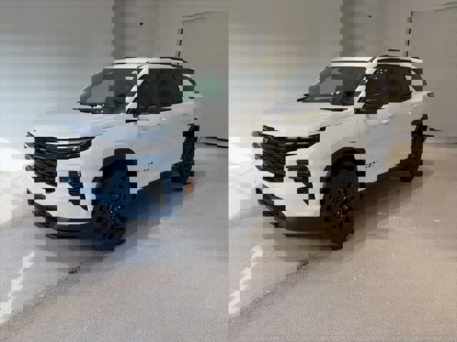 New 2026 Chevrolet Traverse LT w/ Midnight/Sport Edition image 3