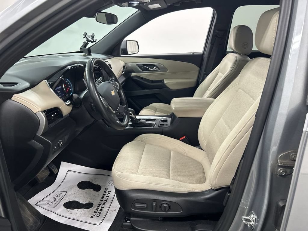 Certified 2023 Chevrolet Traverse LT AWD/4WD image 9