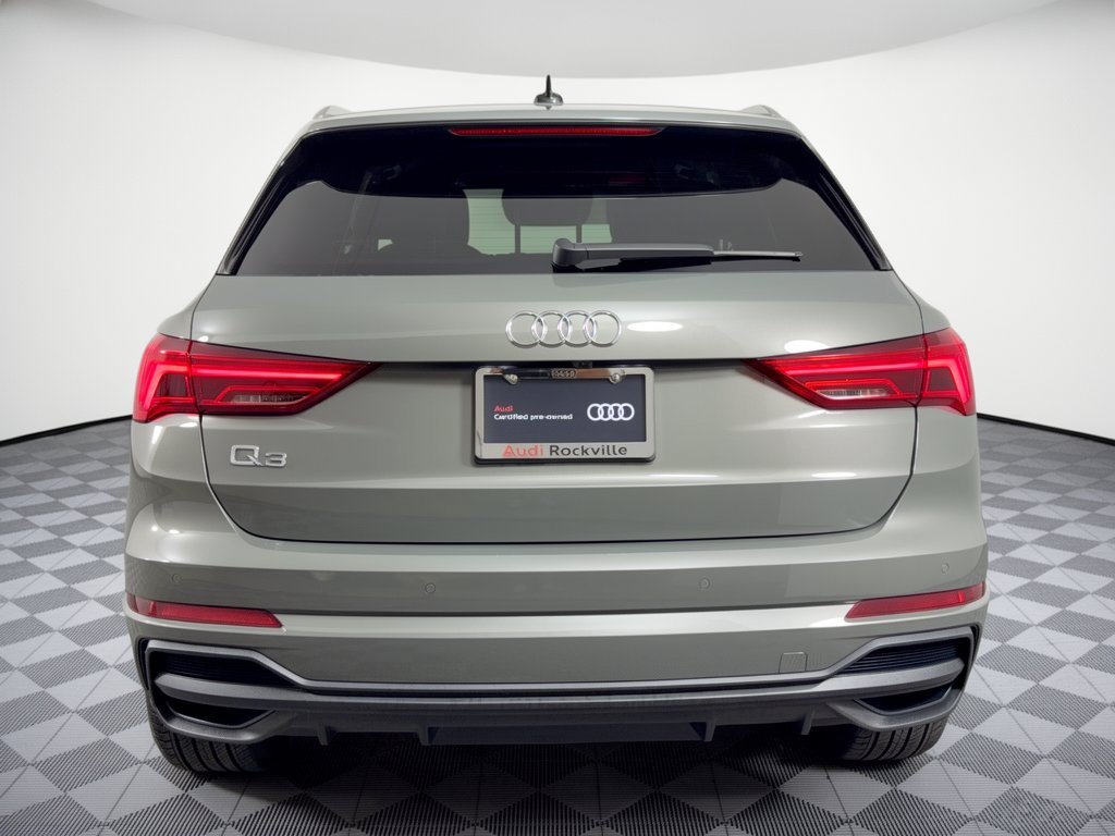 Certified 2025 Audi Q3 2.0T Premium w/ Convenience Package AWD/4WD image 11