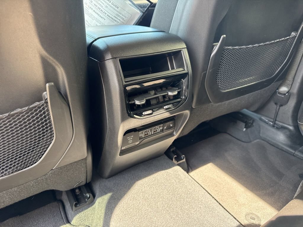 Used 2023 Jeep Grand Cherokee Limited w/ Trailer Tow Prep Group (B) AWD/4WD image 53