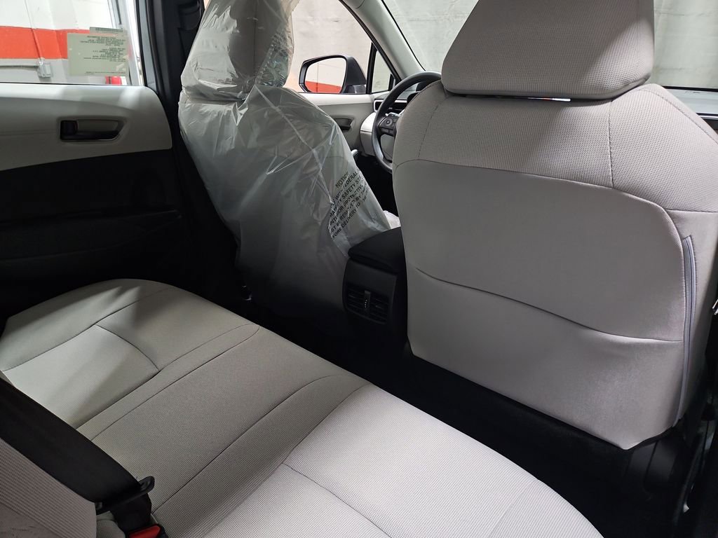 New 2026 Toyota Corolla Cross L image 21