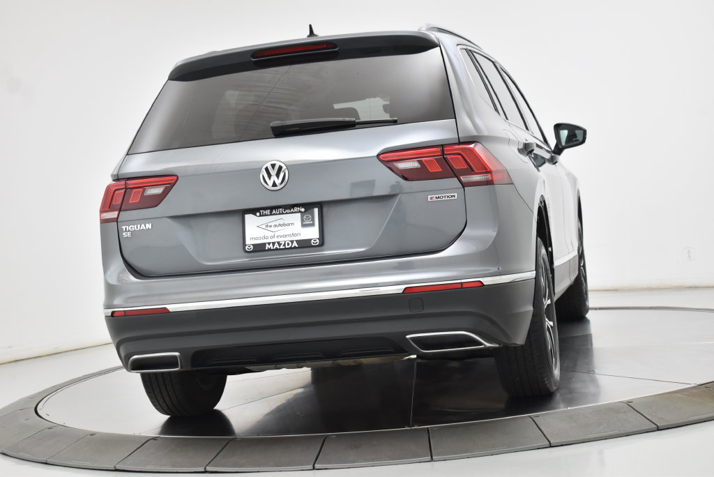 Used 2021 Volkswagen Tiguan SE w/ Panoramic Sunroof Package AWD/4WD image 17