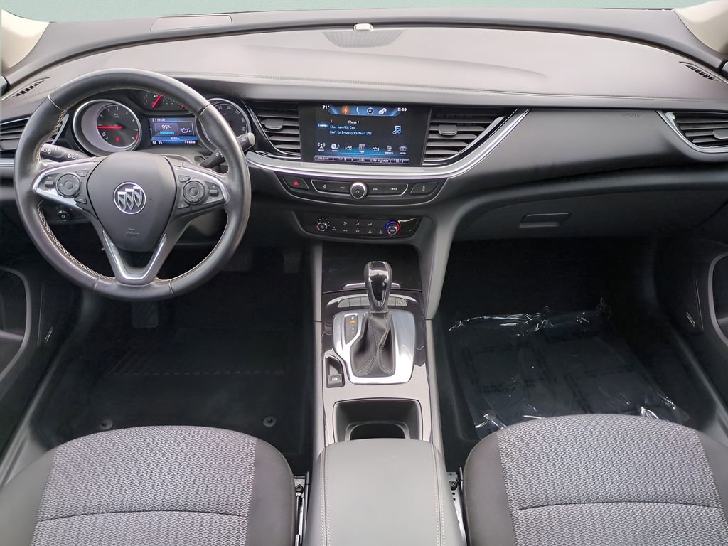 Used 2018 Buick Regal Preferred w/ Sights and Sounds Package image 14