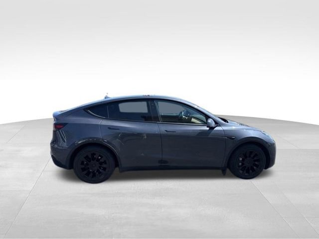 Used 2020 Tesla Model Y Long Range image 2