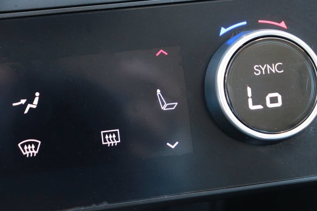 Used 2024 Hyundai Sonata SEL FWD image 15