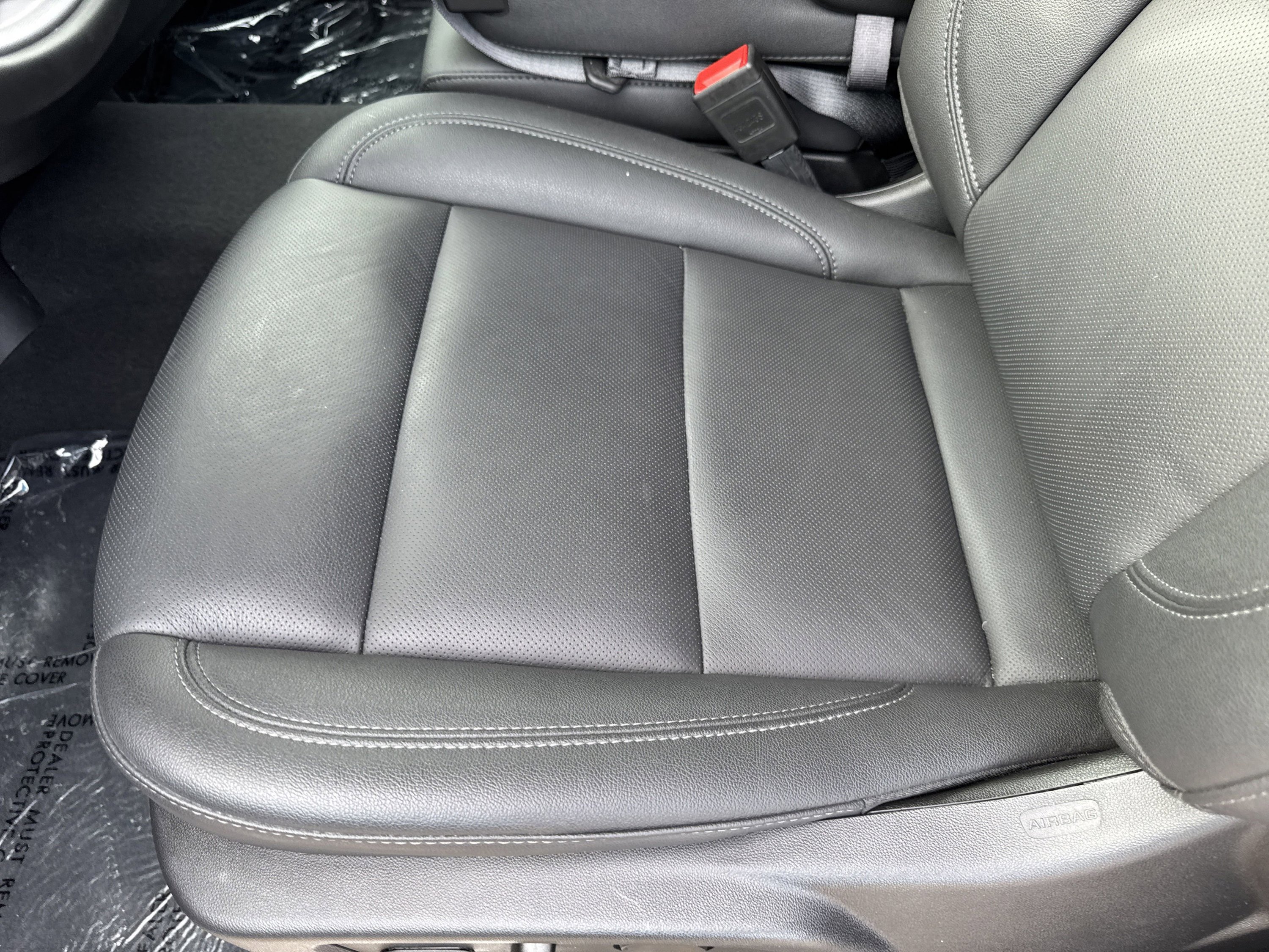 Used 2025 GMC Sierra 1500 SLT image 13