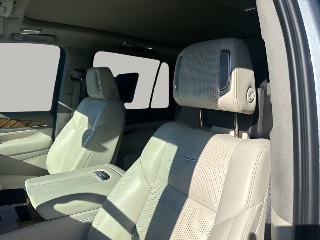 Certified 2022 Cadillac Escalade Sport Platinum image 29