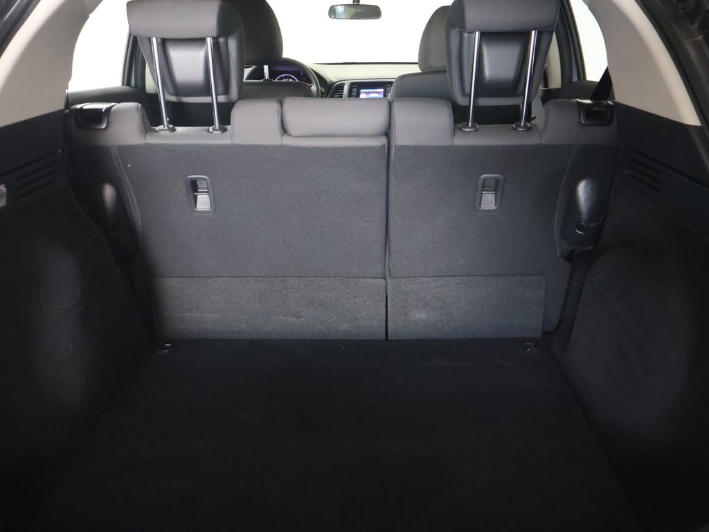 Used 2021 Honda HR-V LX image 14