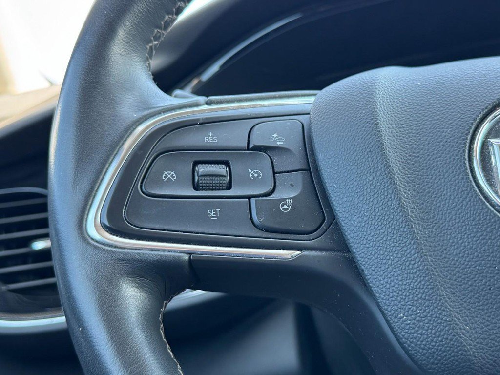 Used 2021 Buick Envision Preferred AWD/4WD image 19