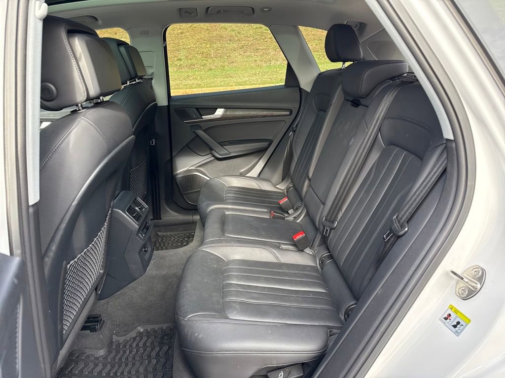 Used 2018 Audi Q5 2.0T Premium Plus w/ Premium Plus Package image 27