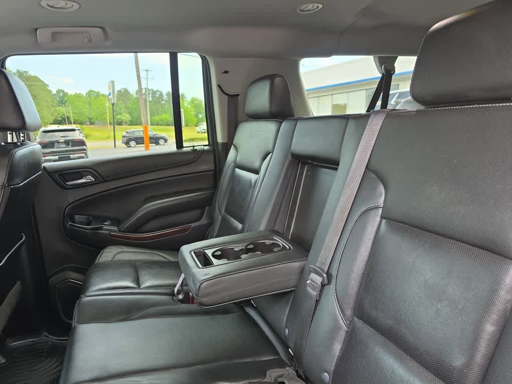 Used 2020 GMC Yukon XL SLT AWD/4WD image 30