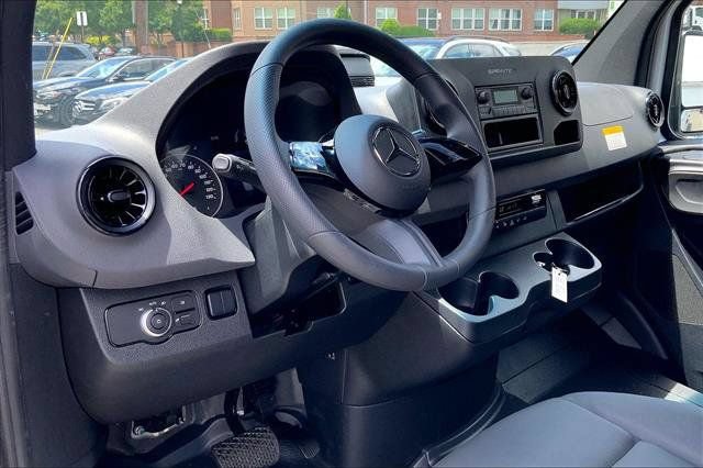 New 2026 Mercedes-Benz Sprinter 2500 image 25