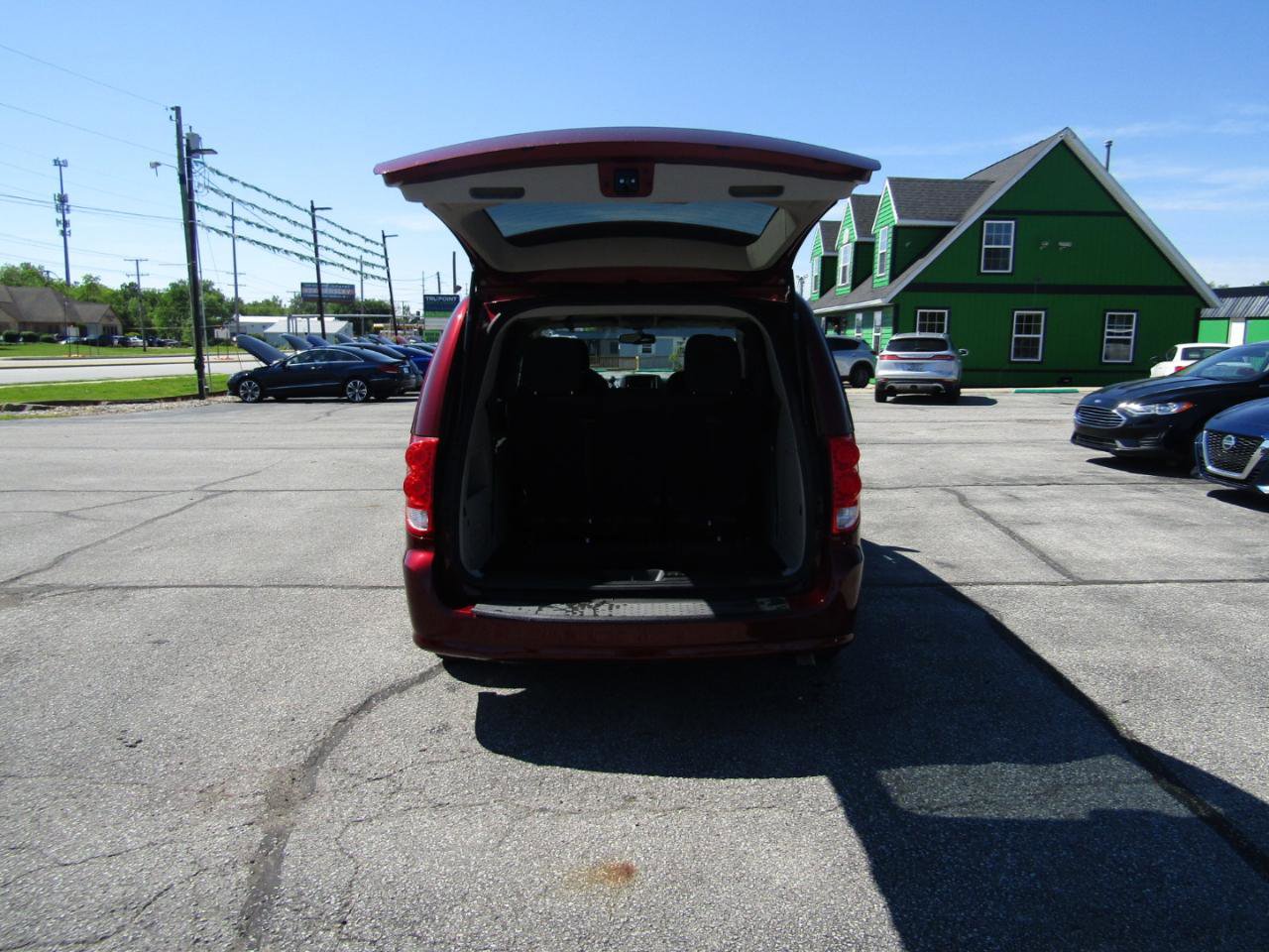 Used 2017 Dodge Grand Caravan SE w/ Power Window Group FWD image 7