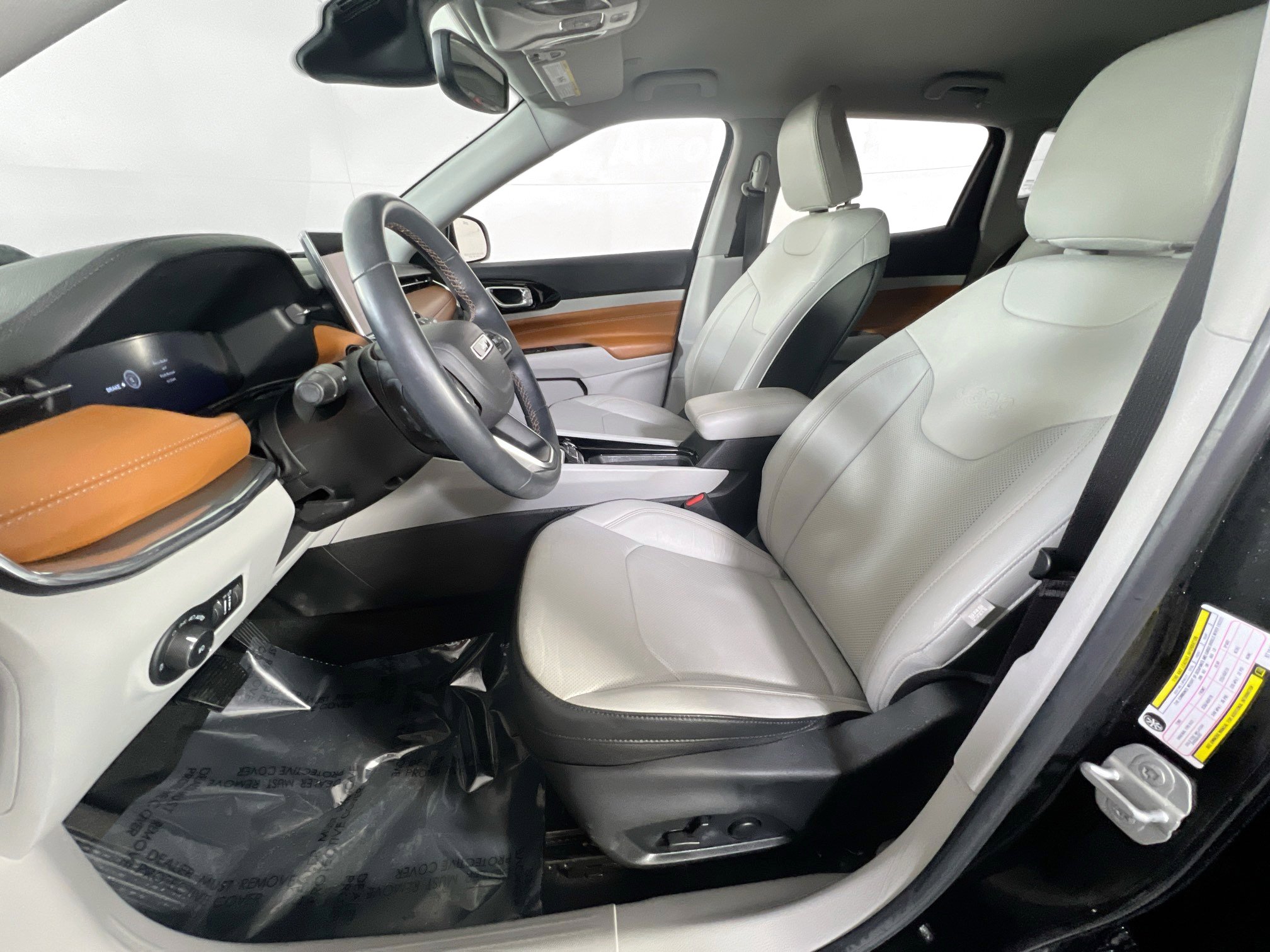 Used 2022 Jeep Compass Limited w/ Elite Group image 21