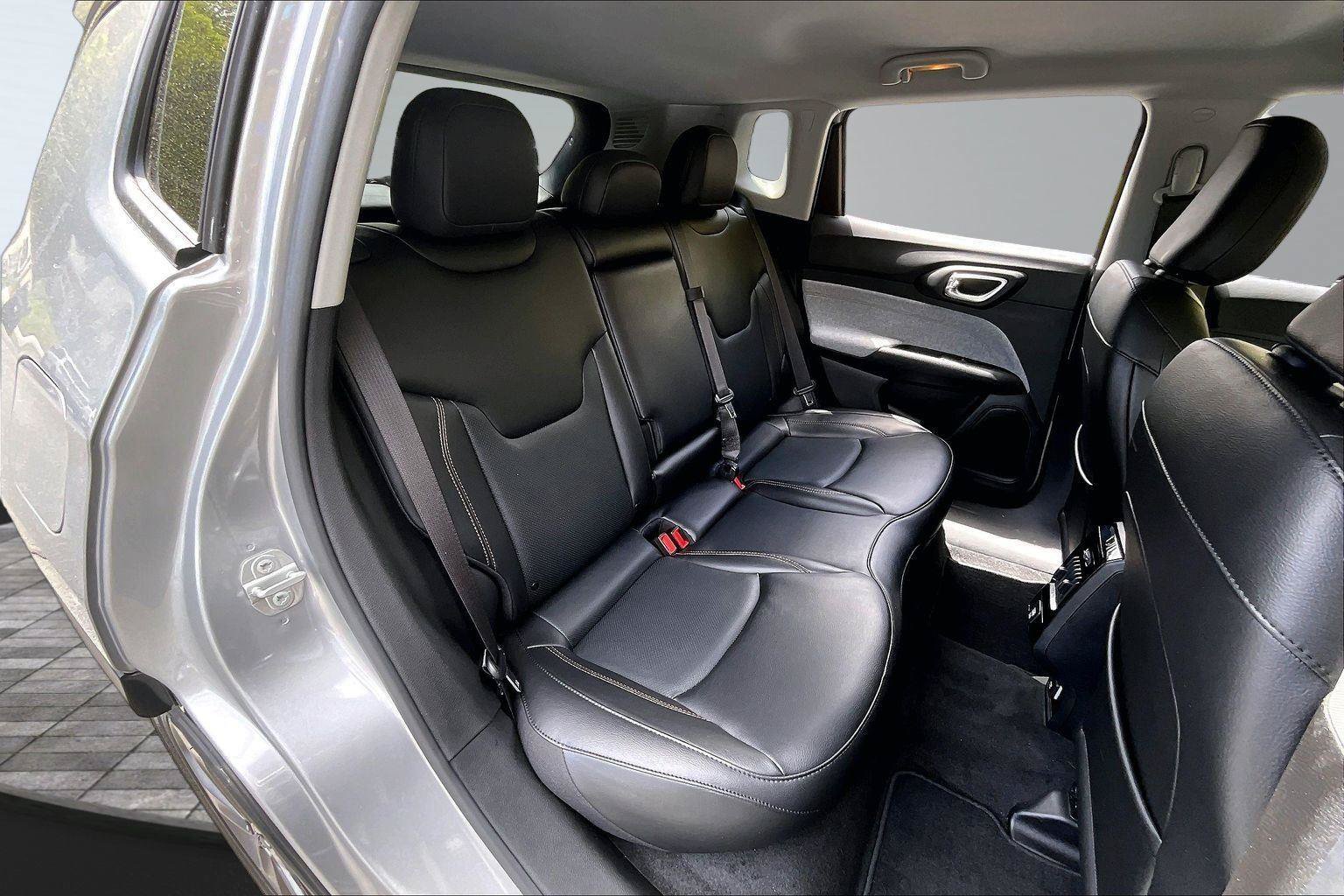 Certified 2022 Jeep Compass Latitude AWD/4WD image 27