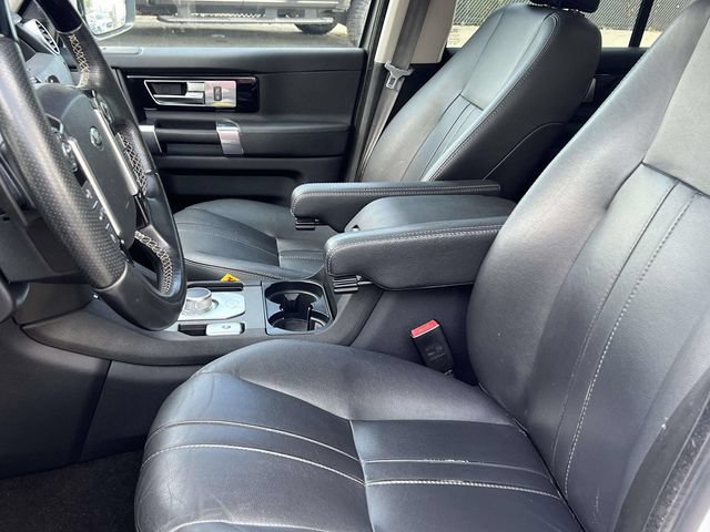 Used 2016 Land Rover LR4 HSE AWD/4WD image 13