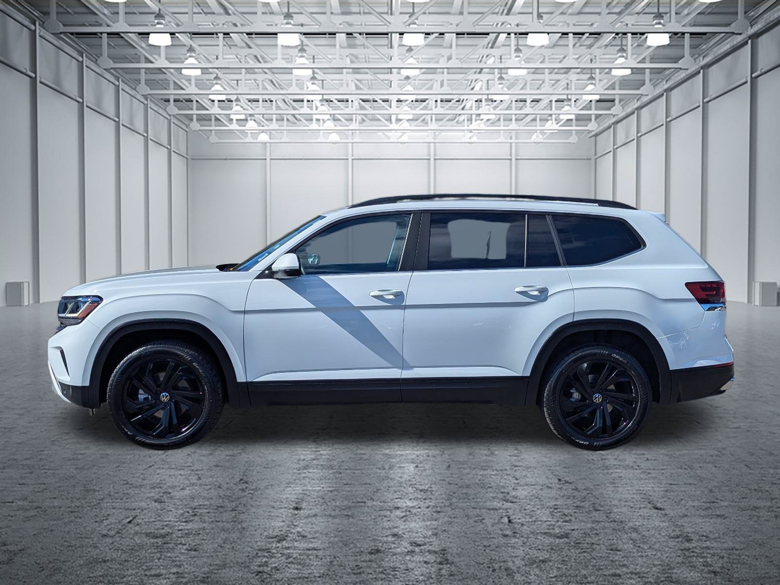 Used 2022 Volkswagen Atlas SE AWD/4WD image 2