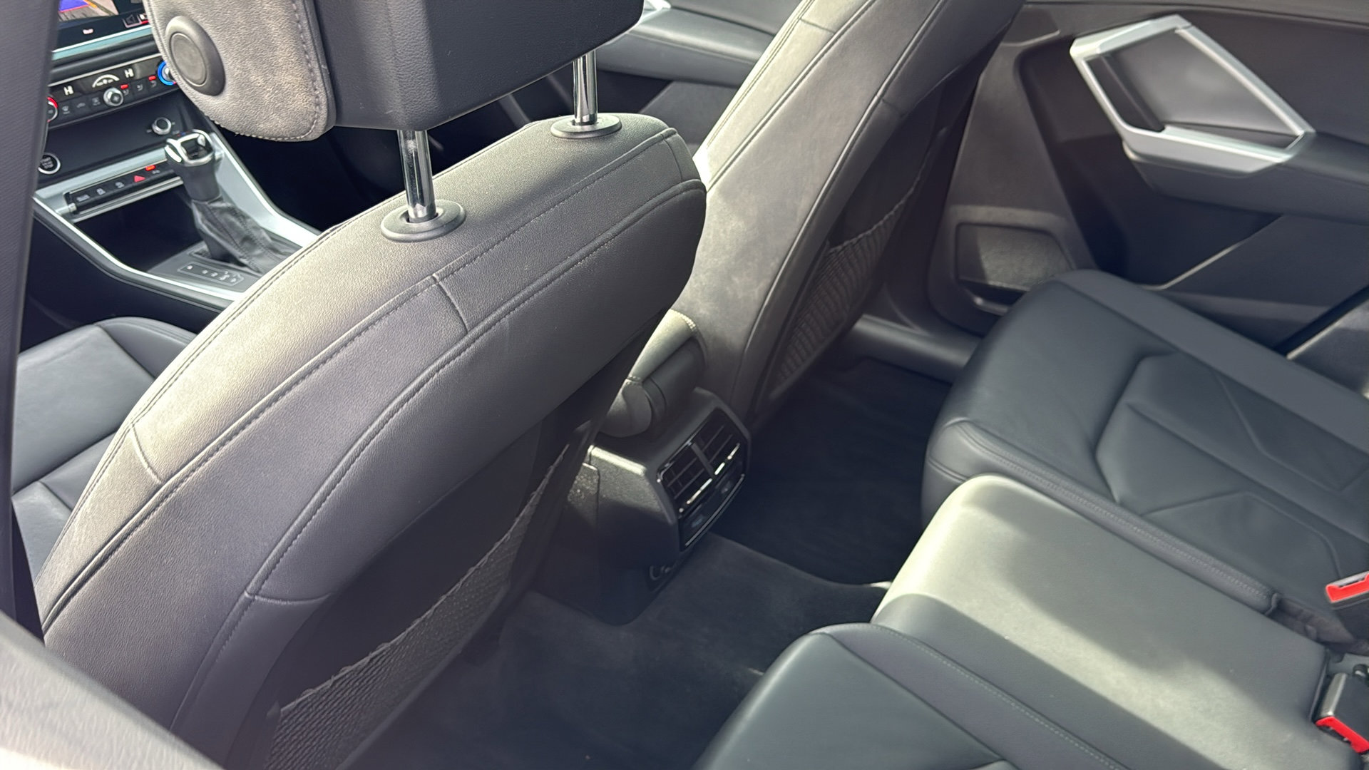 Used 2021 Audi Q3 2.0T Premium w/ Convenience Package image 31