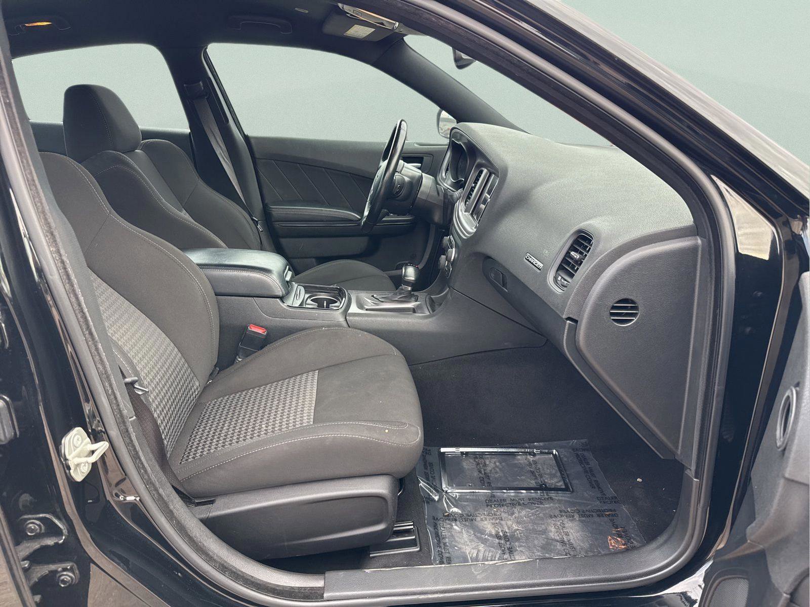 Certified 2023 Dodge Charger GT w/ Blacktop Package image 31