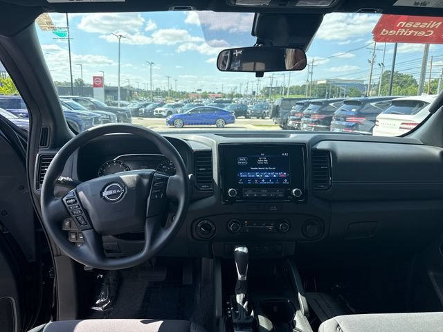 Certified 2023 Nissan Frontier SV w/ Midnight Edition Package AWD/4WD image 16