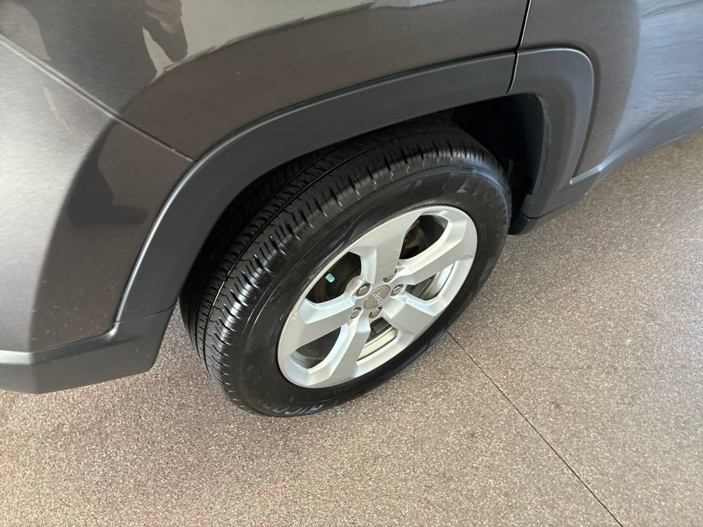 Used 2021 Jeep Compass Latitude AWD/4WD image 19