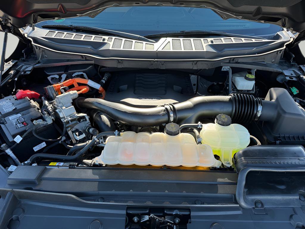 Used 2022 Ford F150 Lariat w/ Max Trailer Tow Package image 36