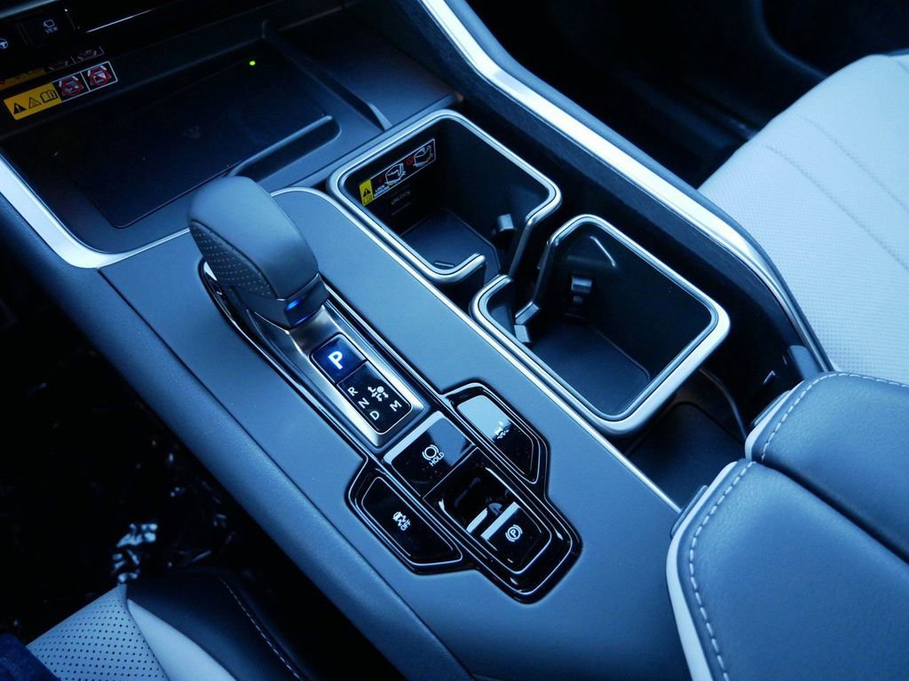 New 2026 Lexus TX 500h AWD image 12