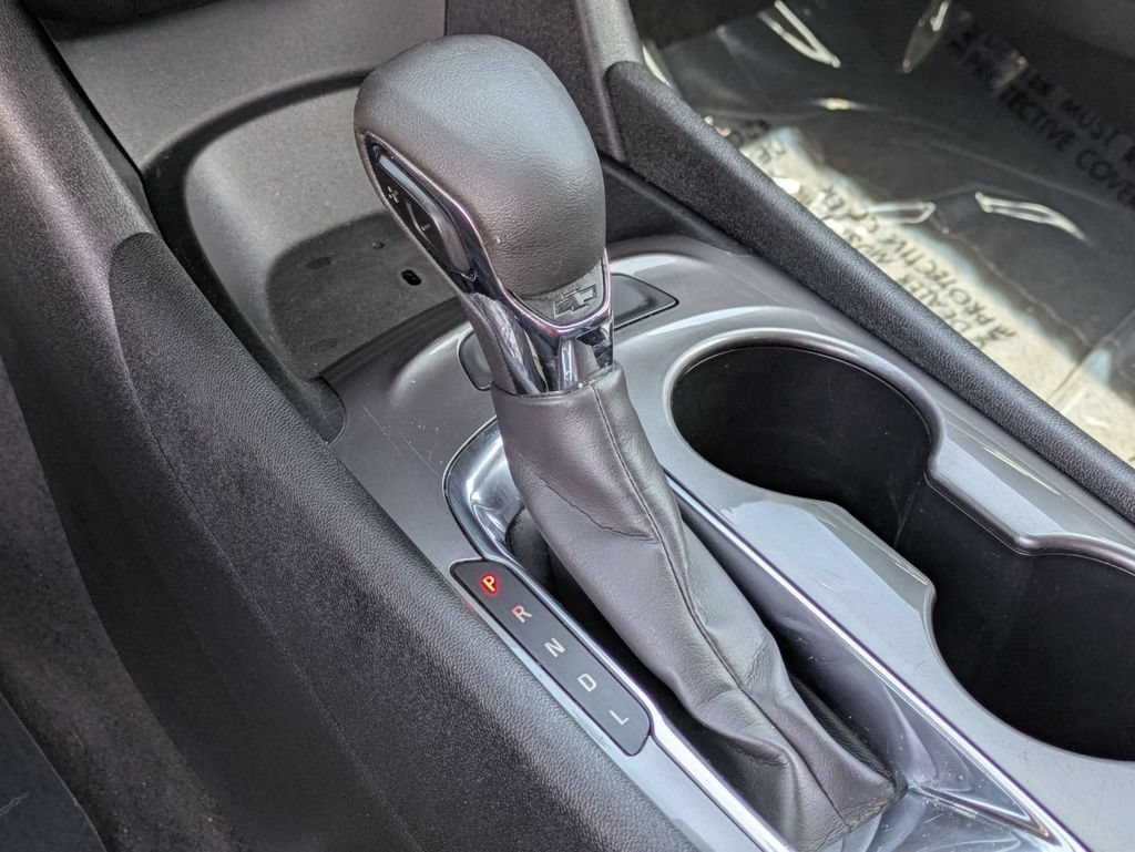Used 2021 Chevrolet Malibu LS FWD image 21