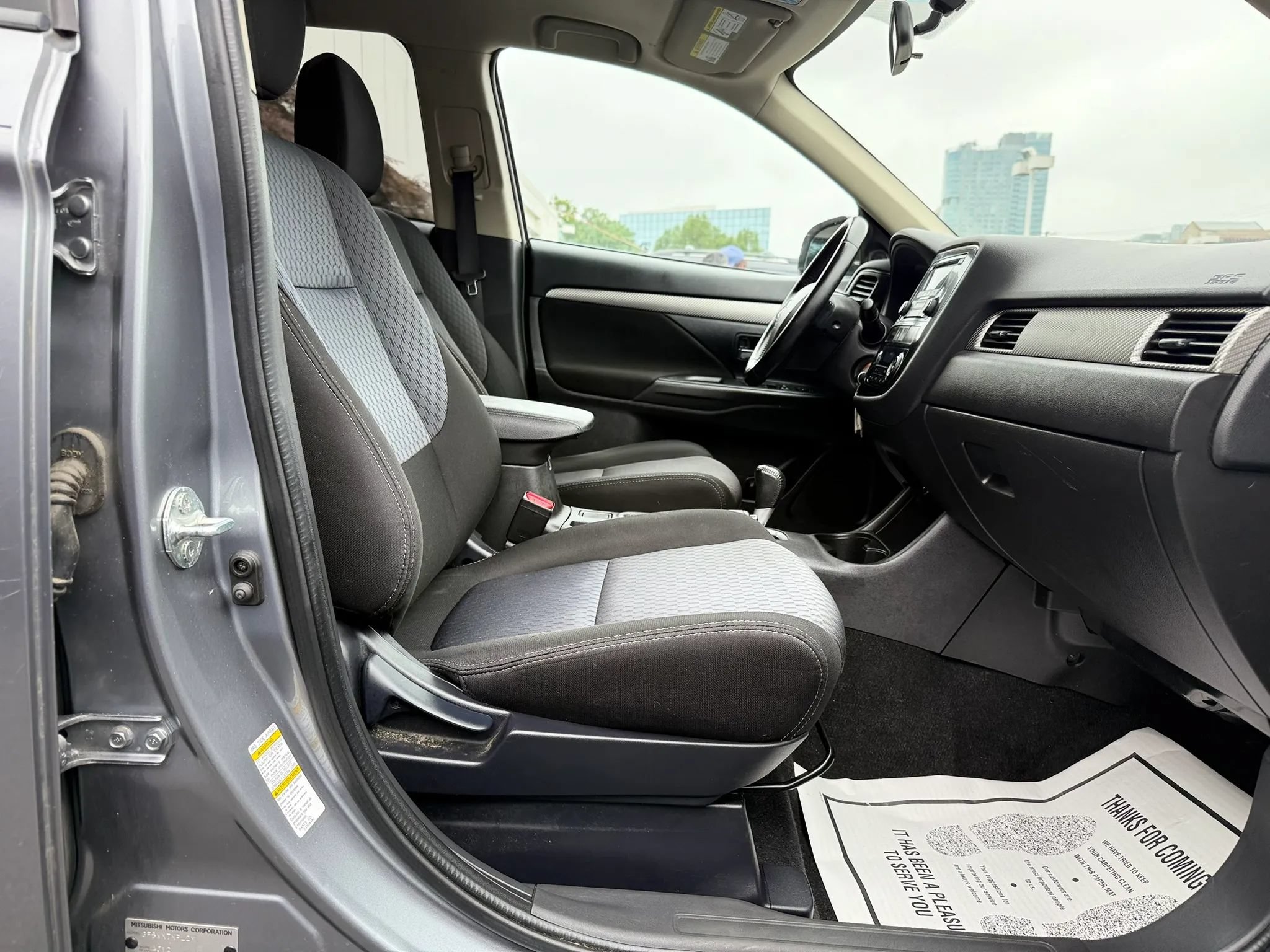 Used 2015 Mitsubishi Outlander ES FWD image 31