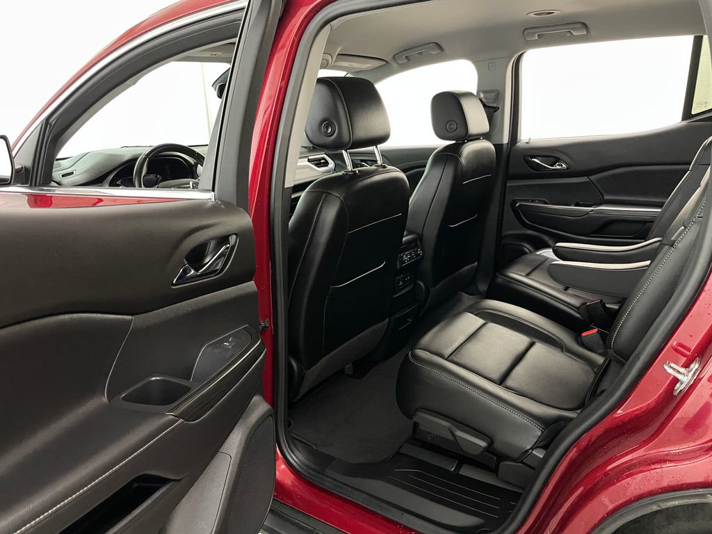 Used 2020 GMC Acadia SLT w/ Driver Alert Package II FWD image 46