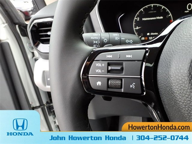 New 2025 Honda Pilot Touring image 13