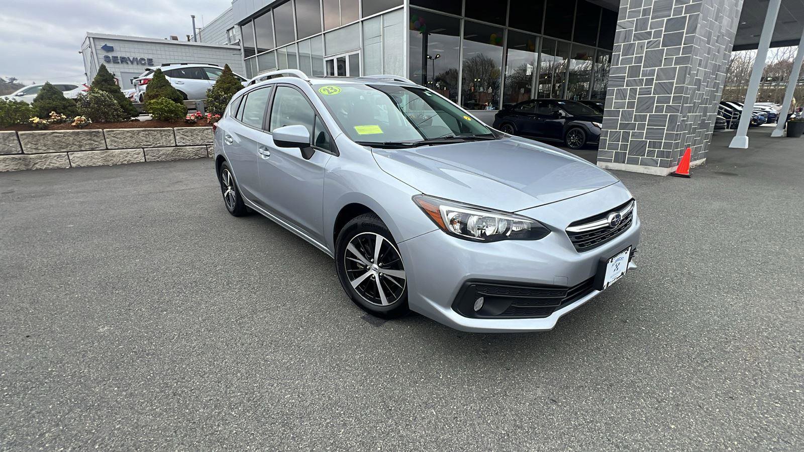 Used 2023 Subaru Impreza 2.0i Premium AWD/4WD image 1