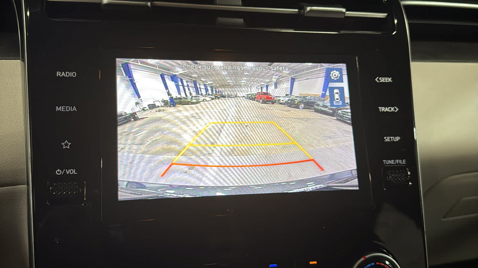 Used 2024 Hyundai Tucson SE AWD/4WD image 16