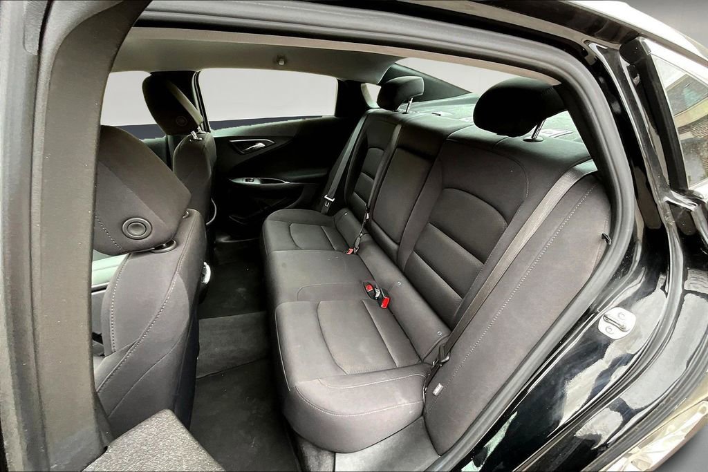 Used 2024 Chevrolet Malibu LT image 20