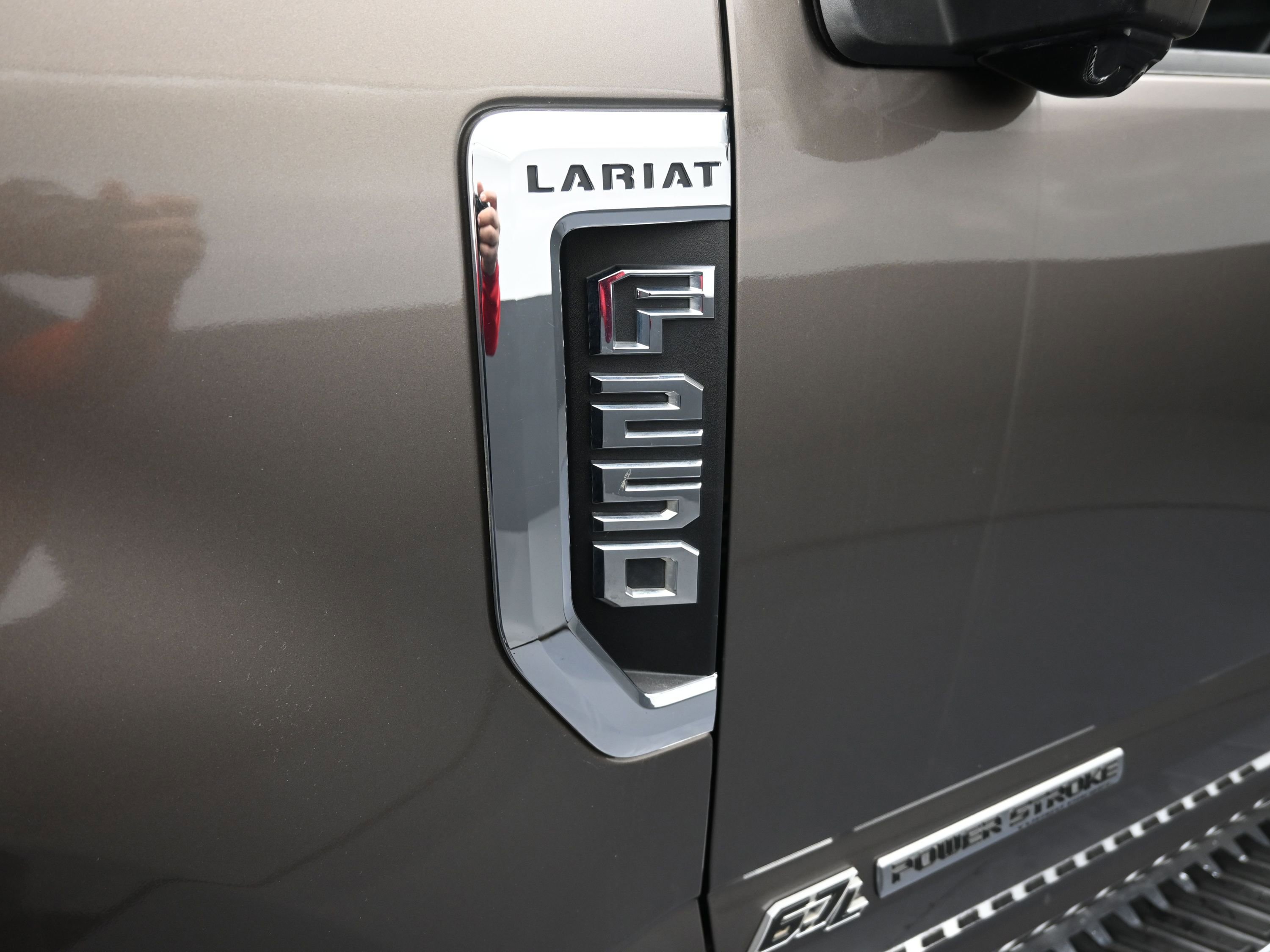 Used 2020 Ford F250 Lariat w/ Chrome Package image 11