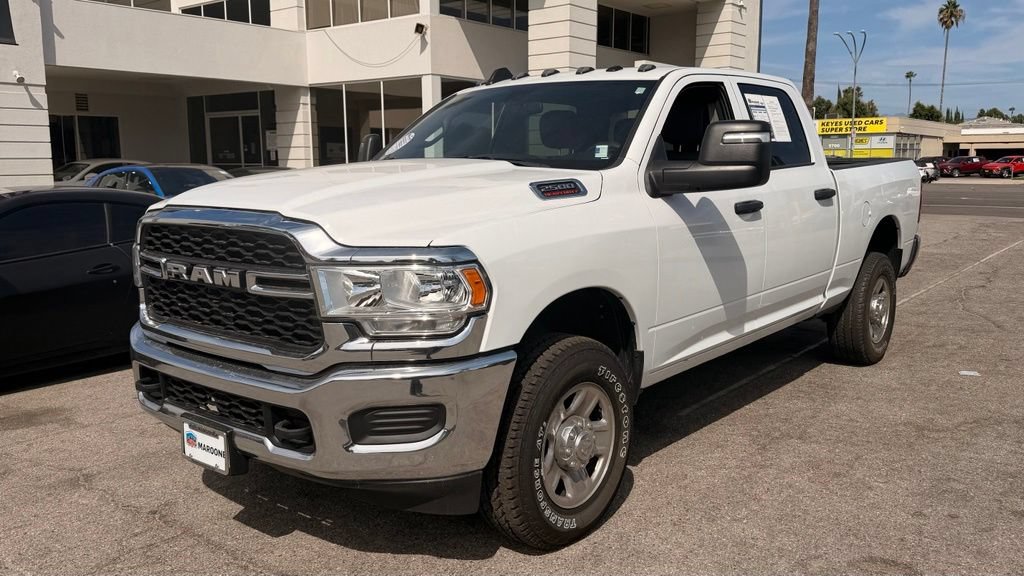Used 2024 RAM 2500 Tradesman w/ Chrome Appearance Group AWD/4WD image 2