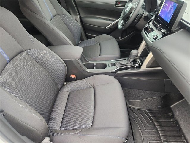 Used 2025 Toyota Corolla Cross AWD Hybrid image 14