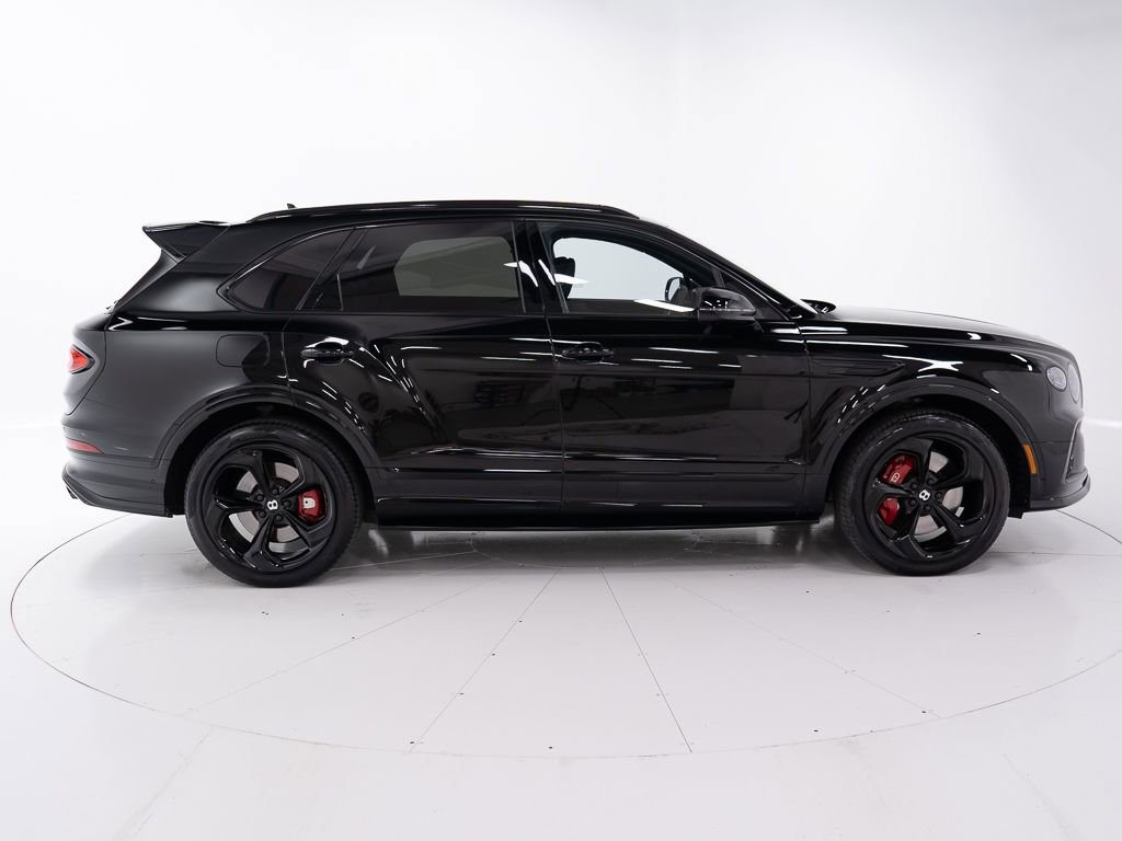 Used 2022 Bentley Bentayga AWD/4WD image 6