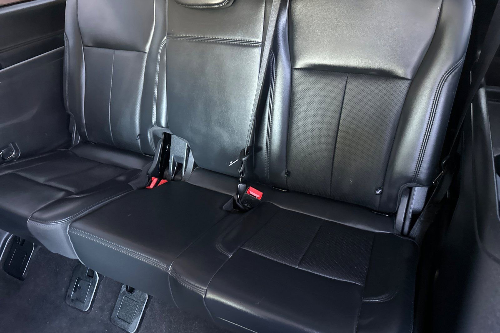 Used 2023 Ford Expedition XLT image 15