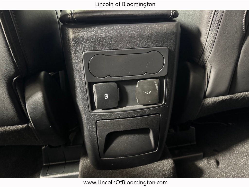 Used 2024 Ford Explorer XLT w/ Equipment Group 202A AWD/4WD image 12