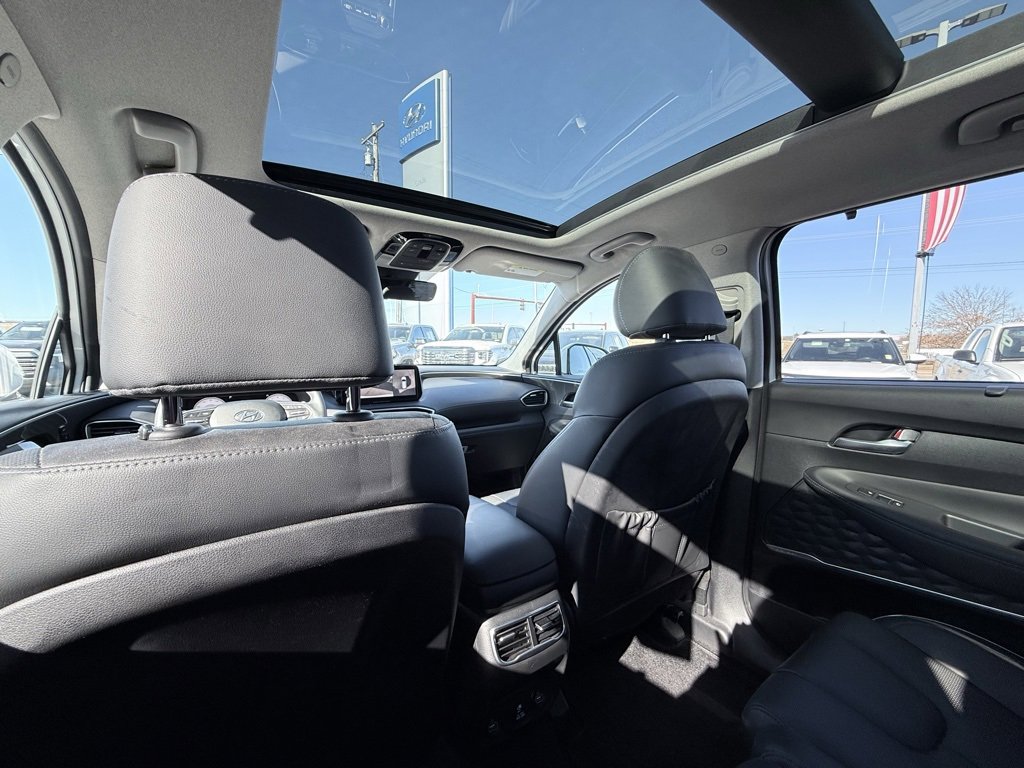 Used 2021 Hyundai Santa Fe Limited image 27