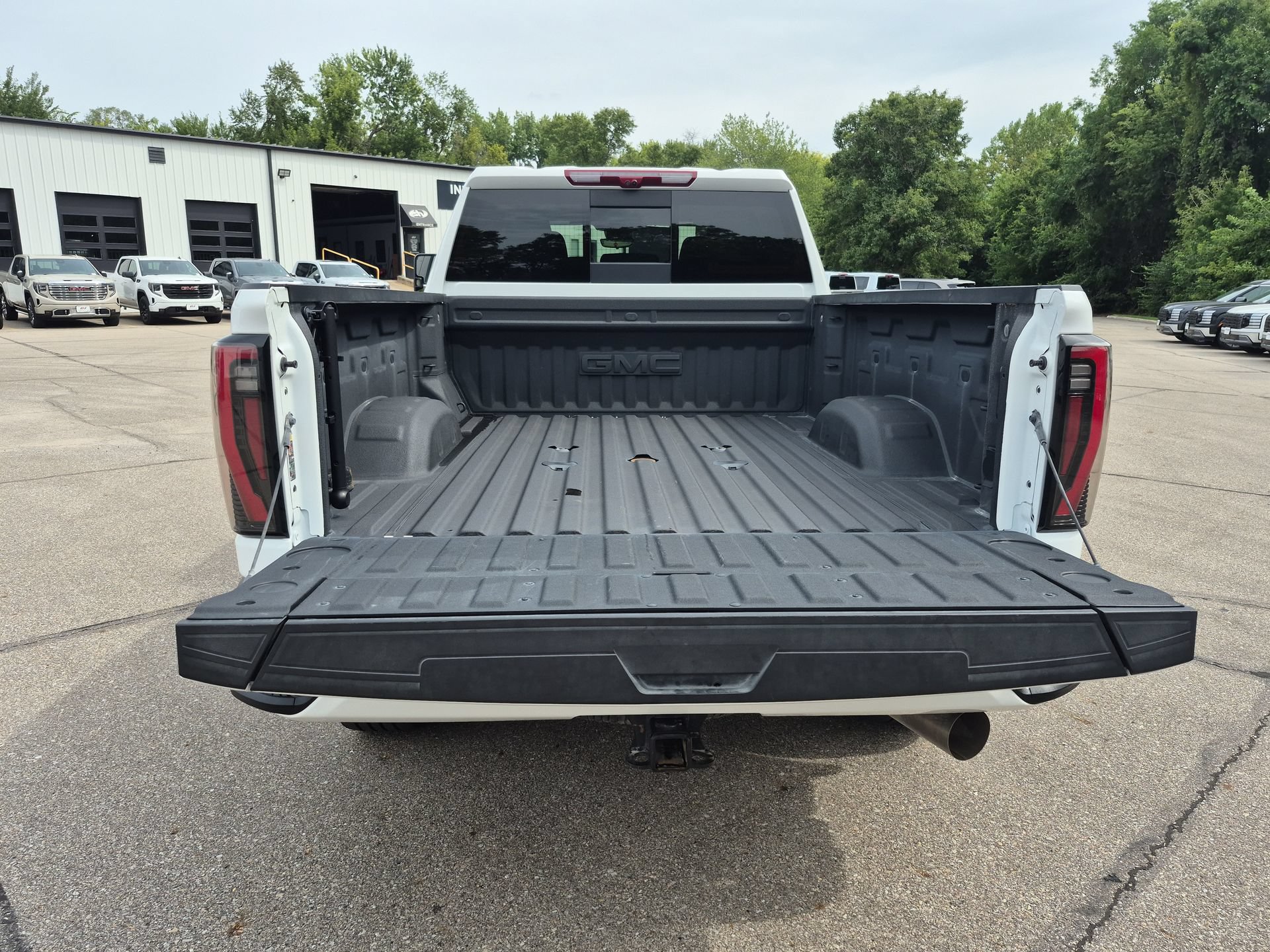 Certified 2025 GMC Sierra 2500 AT4 w/ AT4 Premium Plus Package AWD/4WD image 27