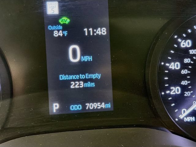 Used 2022 Toyota Sienna XLE w/ XLE Plus Package FWD image 17