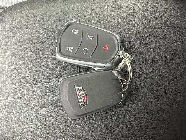 Used 2025 Cadillac XT5 Premium Luxury image 32