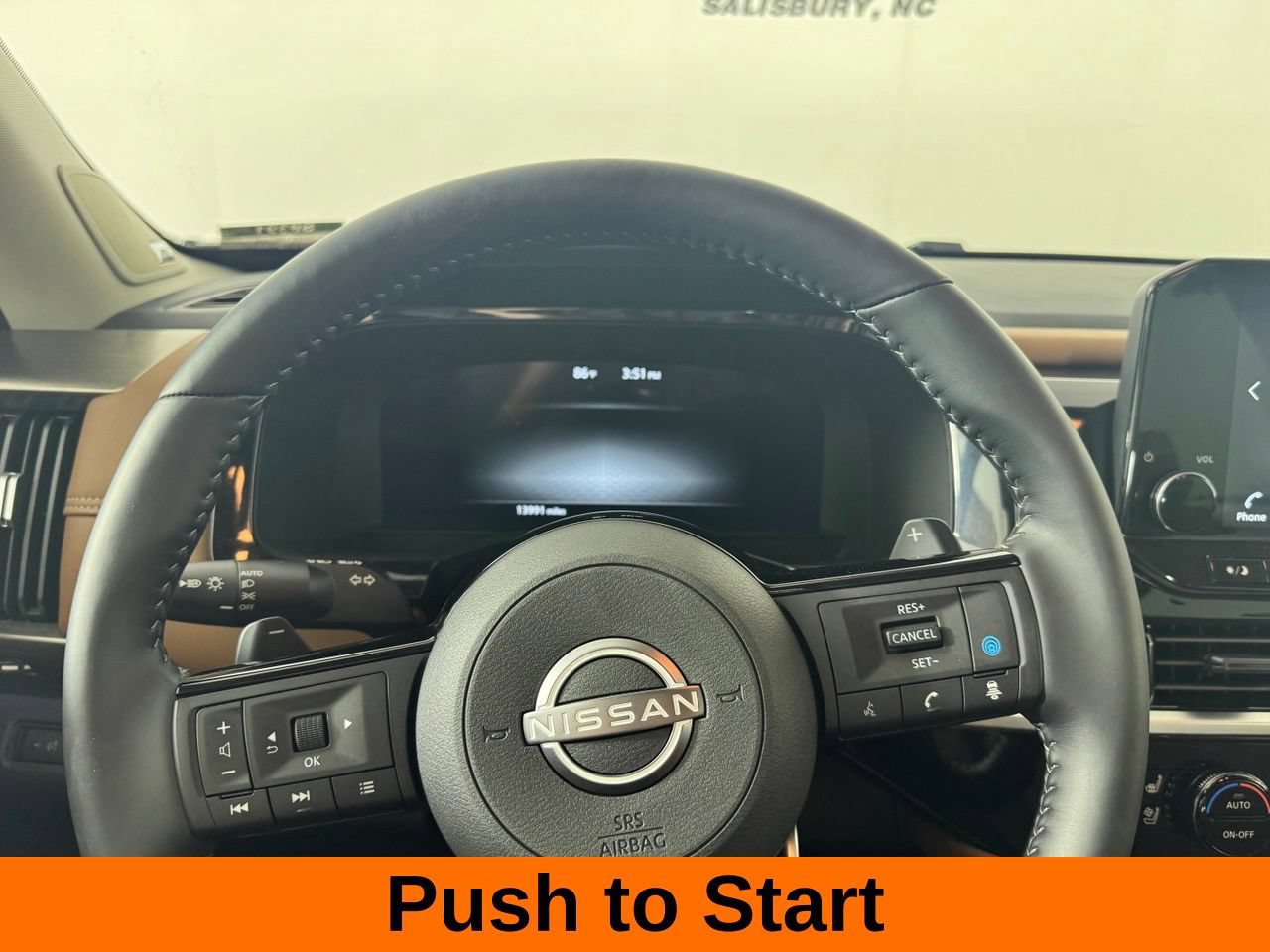 Used 2025 Nissan Pathfinder Platinum w/ Cargo Package FWD image 16